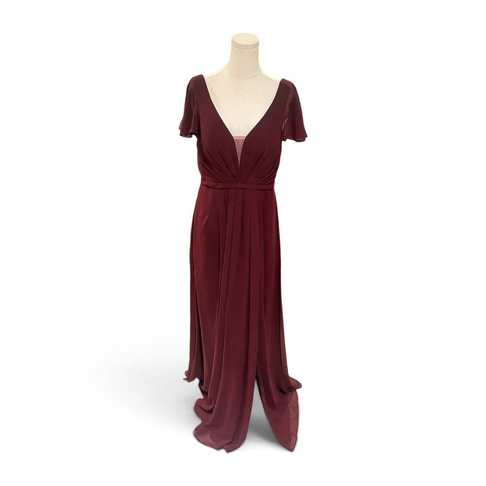 Azazie Rylee Burgundy Chiffon Bridesmaid Dress Size 10 Maxi V-Neck Slit Prom